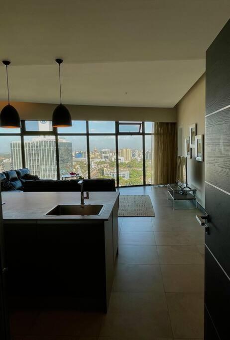 City View Apartment Nestled In The Heart Of Nbo Nairobi Ngoại thất bức ảnh